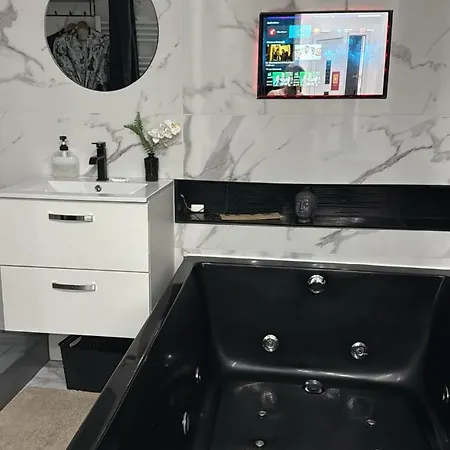 Suites&spa 2 2 Jacuzzi 1 Sauna By L Amaryllis Appartement *